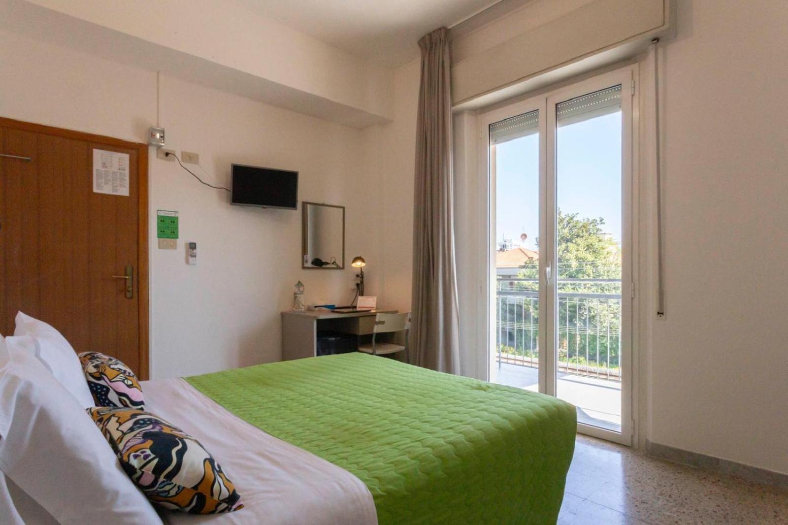 Hotel A Casa Nostra Rimini Extérieur photo